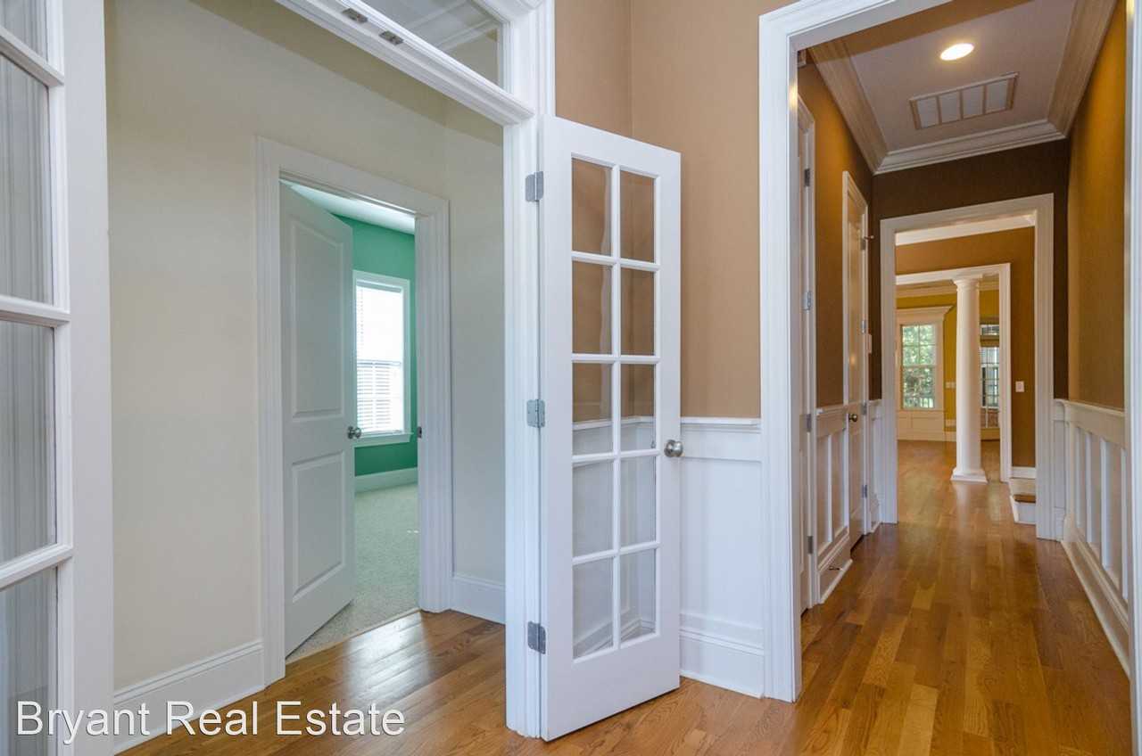 639 Belhaven Dr - Photo 2 of 30