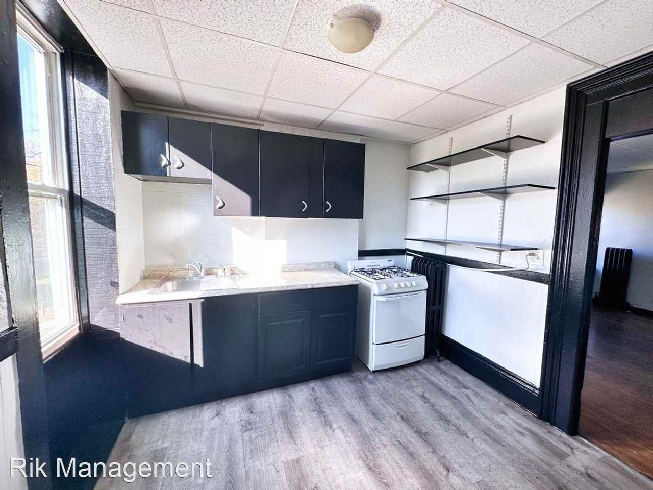 111-115 Lyell Avenue - Photo 2 of 12