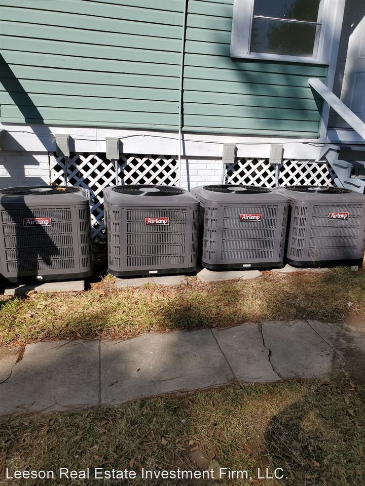 521 Wichita St Shreveport La. 71101 - 1 Bedroom 1 bath Apartment For Lease - Photo 2 of 13