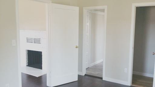 4050 Lyon Ave - Photo 3 of 11