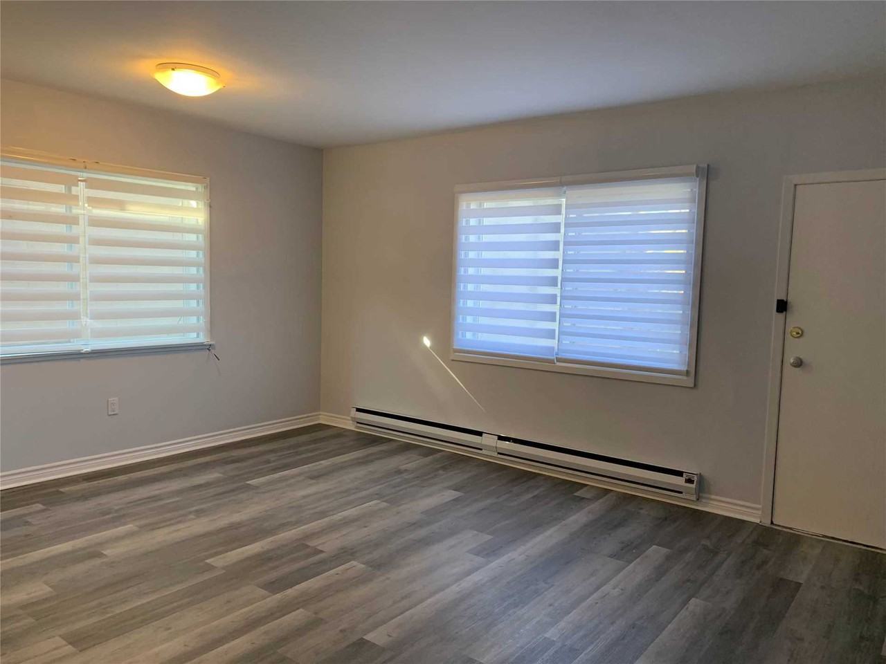 564 Queen Street West