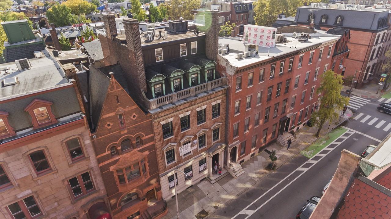 1924 Spruce st - Photo 2 of 13