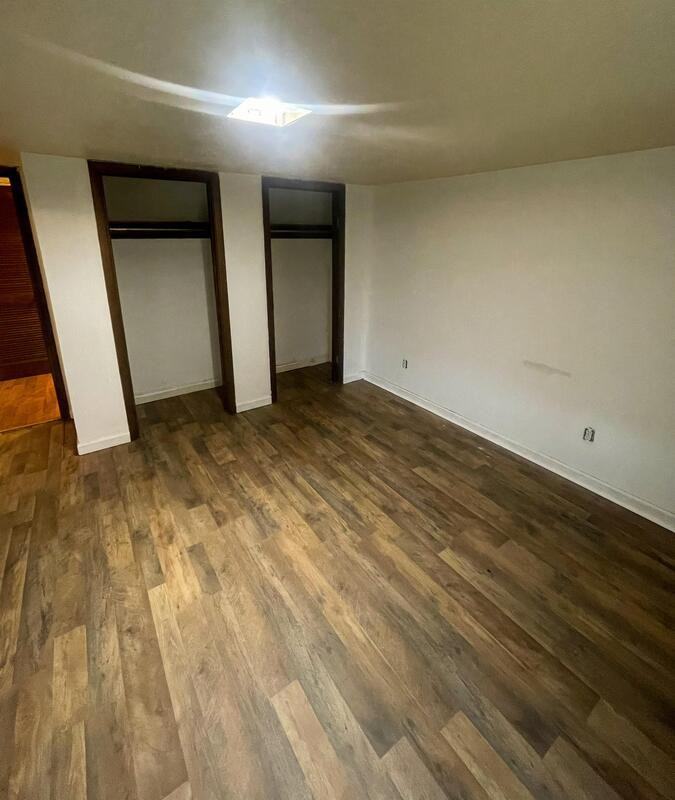 317 Heaslett Ave - Photo 3 of 3