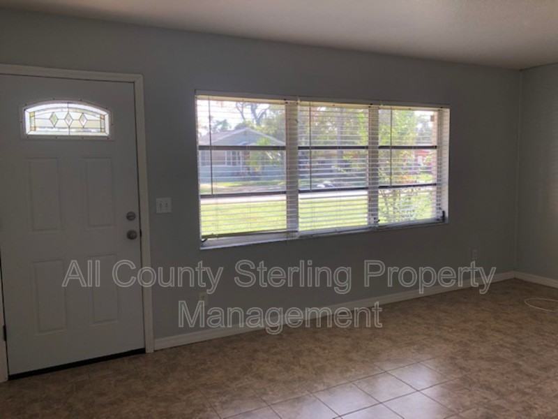 825 Driver Ave - Photo 5 of 12