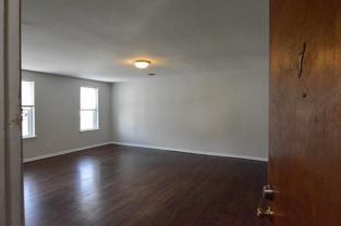 2426 1/2 S 16th St - Photo 1 of 1