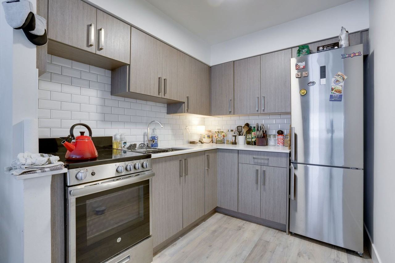 1537 Burnaby Street #109 - Photo 4 of 13