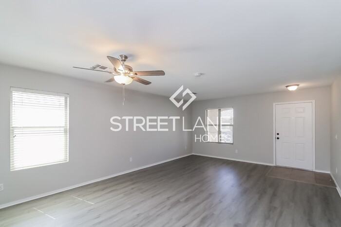 4701 N 91st Ln - Photo 3 of 15