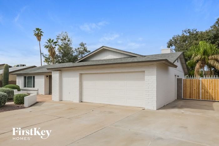 2228 S Hosick - Photo 2 of 15