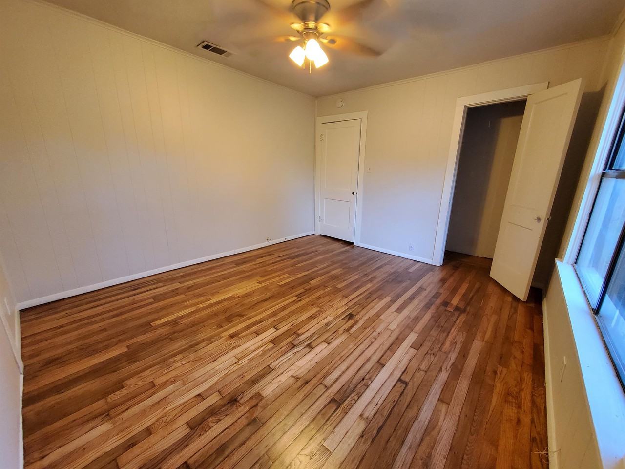 919 S Clements St #1 - Photo 7 of 21