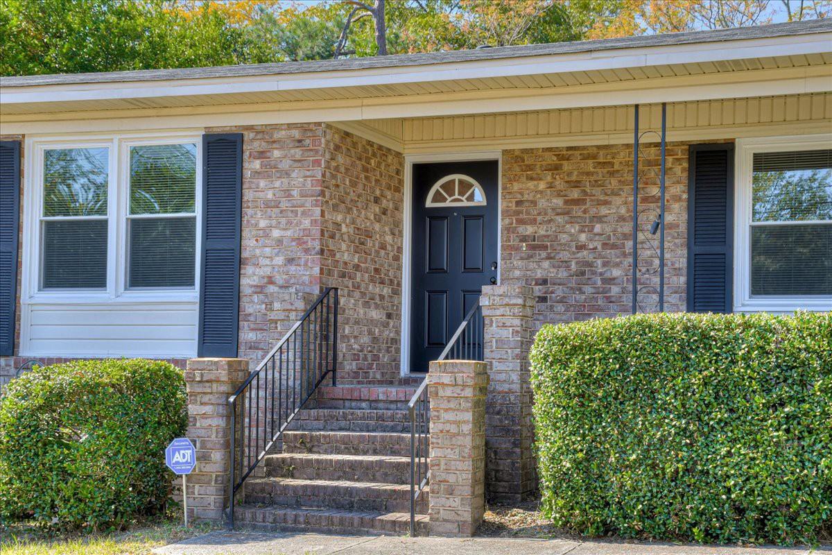 3210 Trailwood Ct #1 - Photo 5 of 33