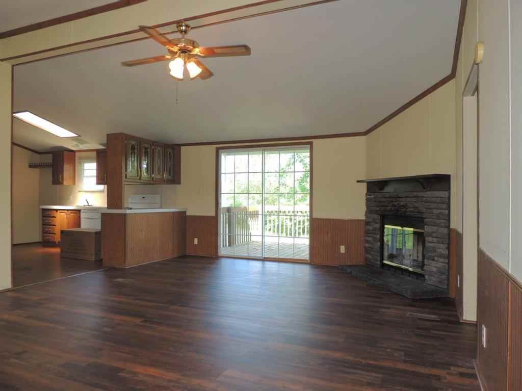 110 Ebenezer Loop - Photo 2 of 15