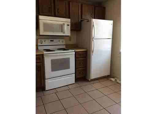 507 Chanticlar Ct - Photo 2 of 10