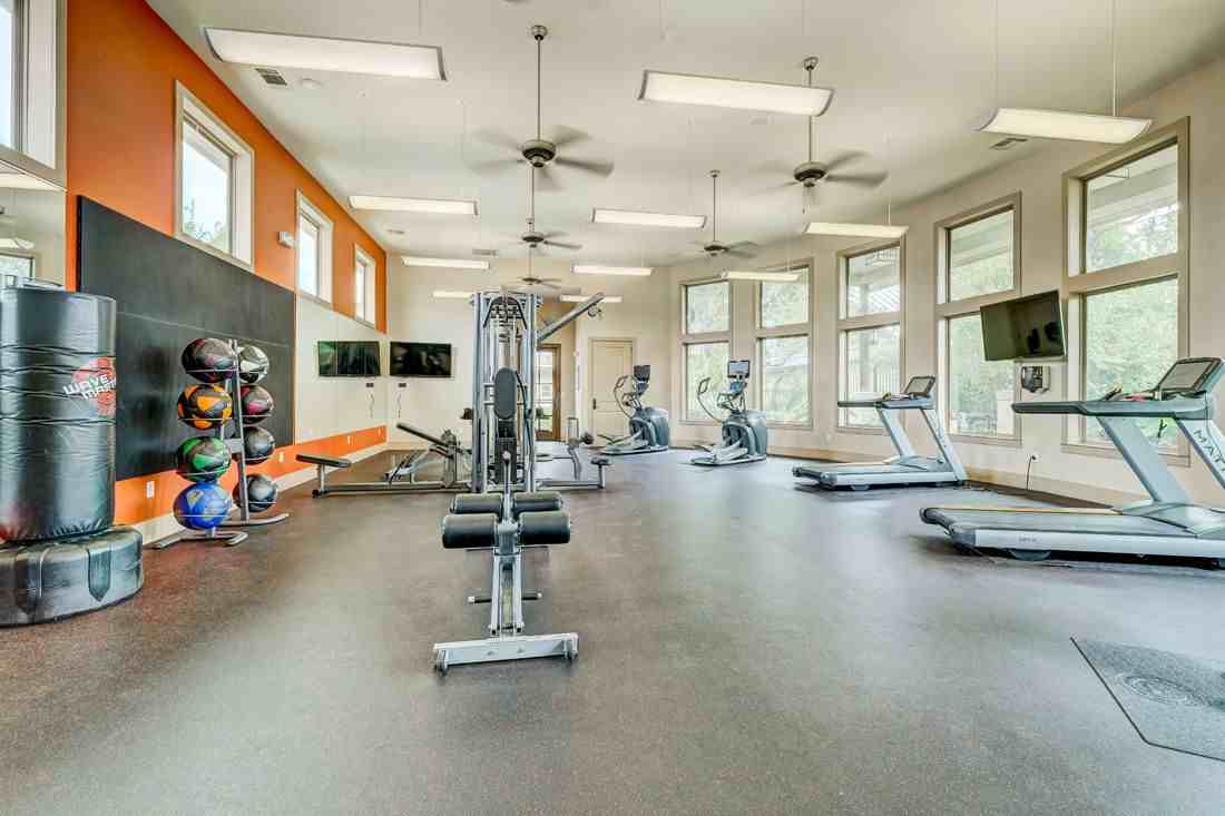 Alannah at Westover Hills - Photo 4 of 27