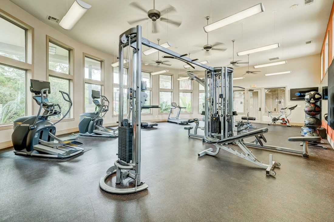 Alannah at Westover Hills - Photo 3 of 27