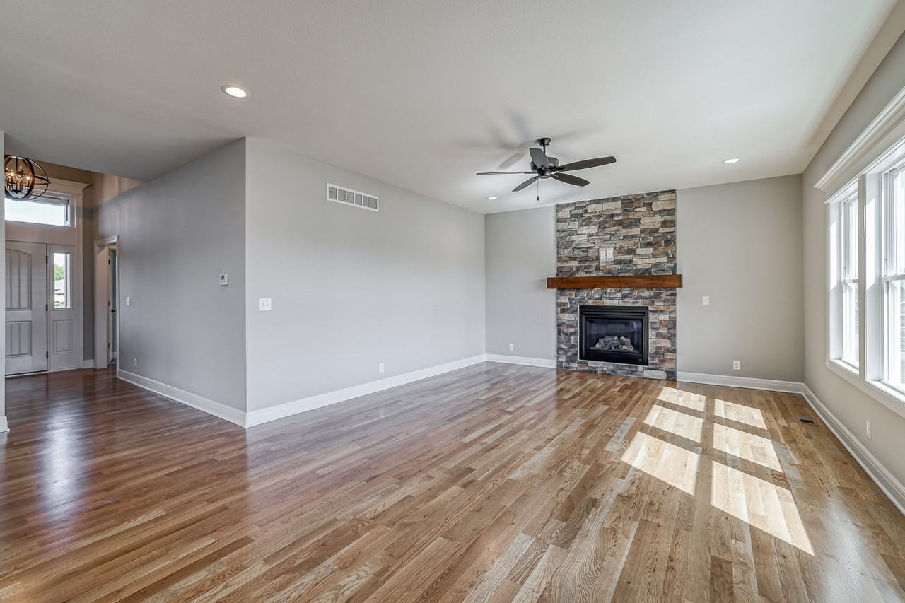 1817 Buffalo Grass Dr - Photo 3 of 5