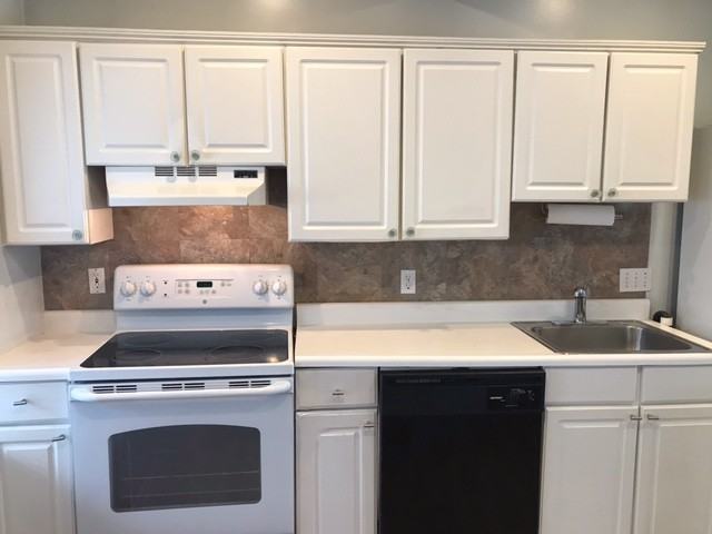 Bay St #1 - Photo 3 of 12