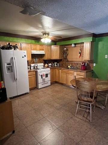 1516 W Pueblo Ave - Photo 3 of 8
