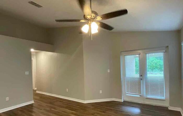 3608 Grubbs St - Photo 3 of 8