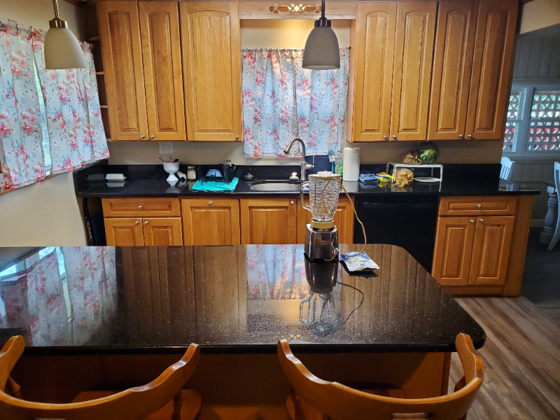 53 Benton St - Photo 3 of 14