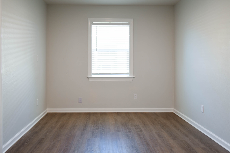 5094 J E L Dr #5 - Photo 4 of 8