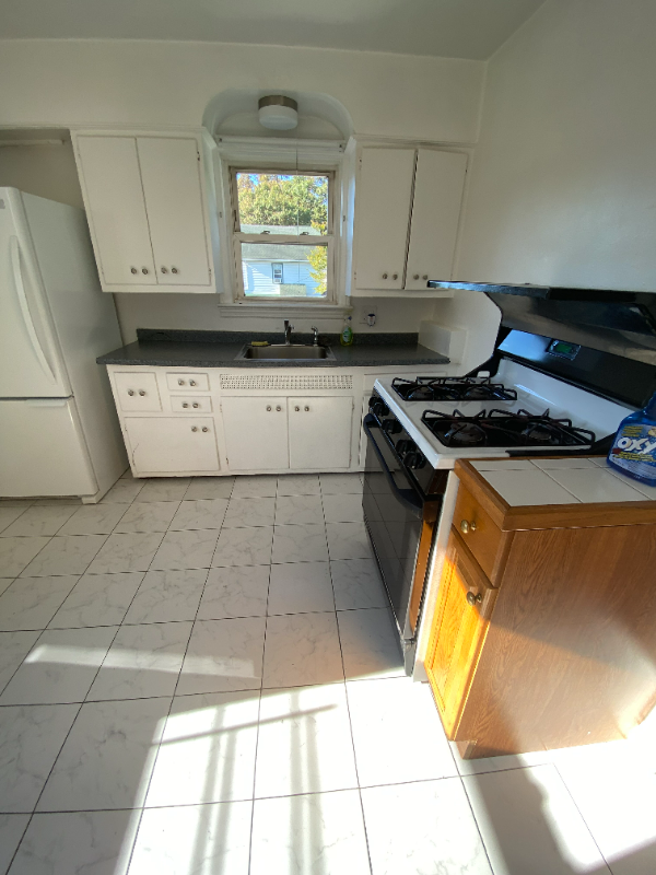 9238 220th St #2FL - Photo 2 of 3