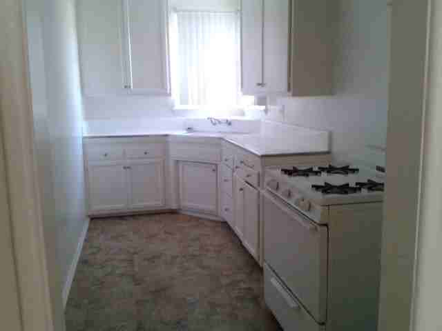 7327 Woodman Ave #3 - Photo 3 of 6