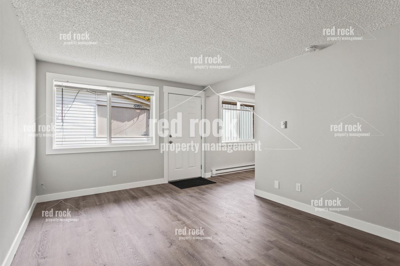 2424 E Diamond Ave #1 - Photo 7 of 23