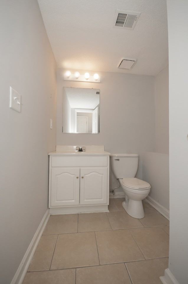 9 Anderson Ave #B - Photo 4 of 11