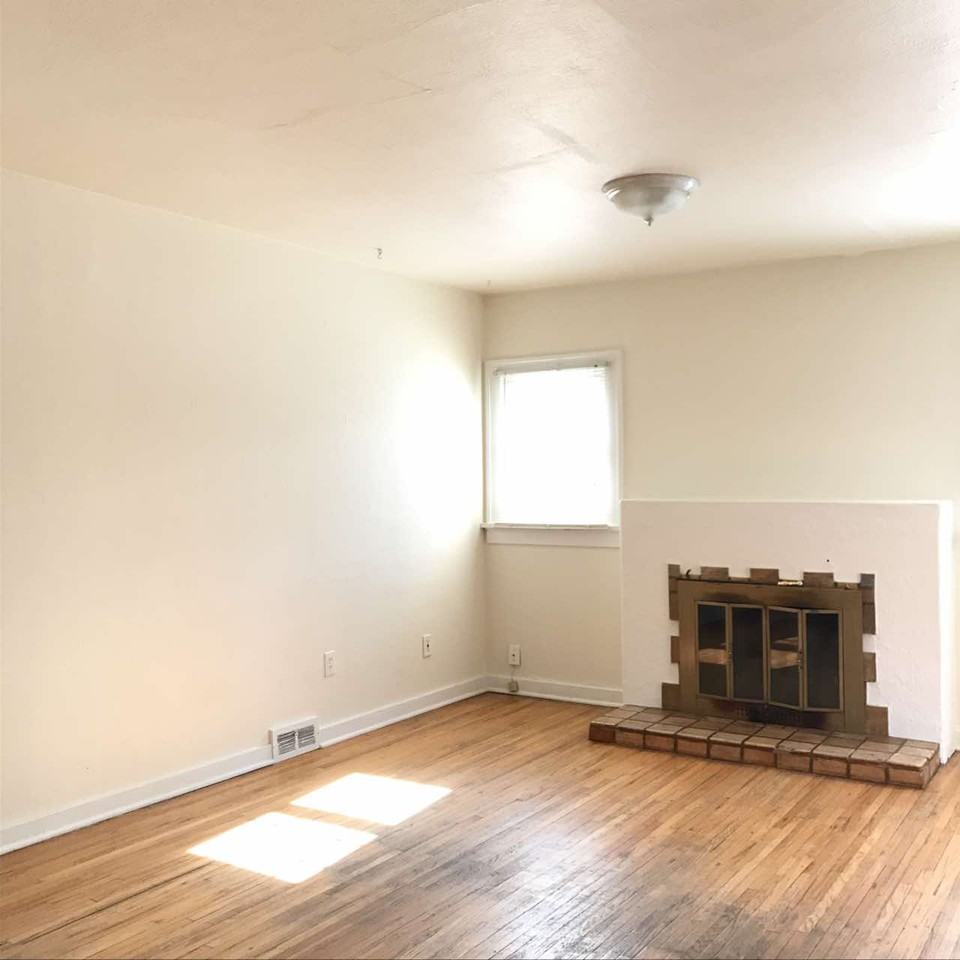 1536 Peterson St #1 - Photo 5 of 20