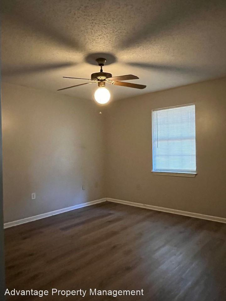 515 3rd Ave - Photo 2 of 6