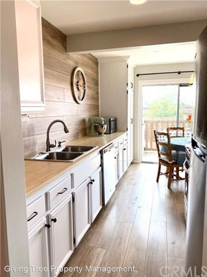 2929 Fire Mountain Dr #41 - Photo 3 of 7