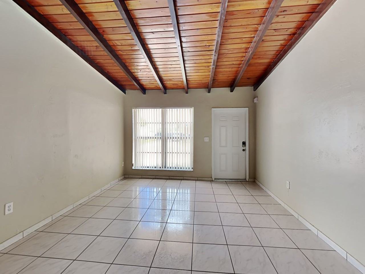 5488 Sw 90th Ct - Photo 3 of 18