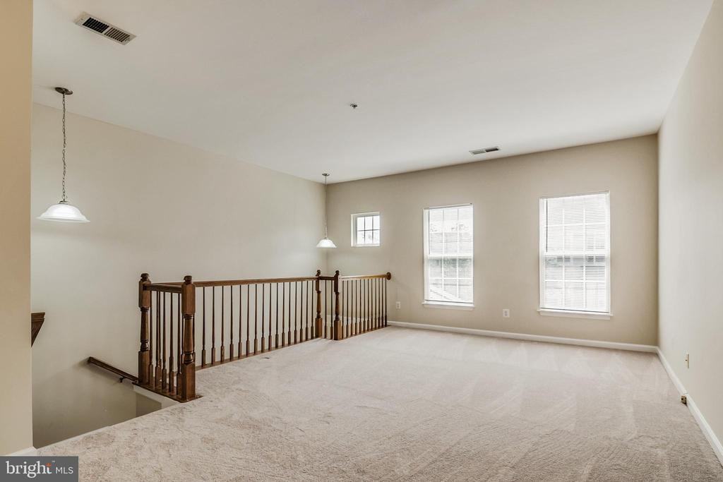 43028 Old Gallivan Ter - Photo 3 of 39