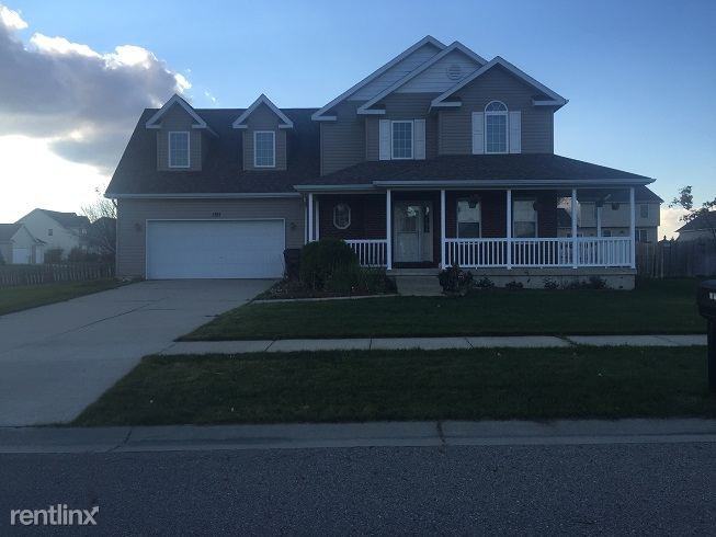 1787 Hollowbrook Dr - Photo 2 of 37