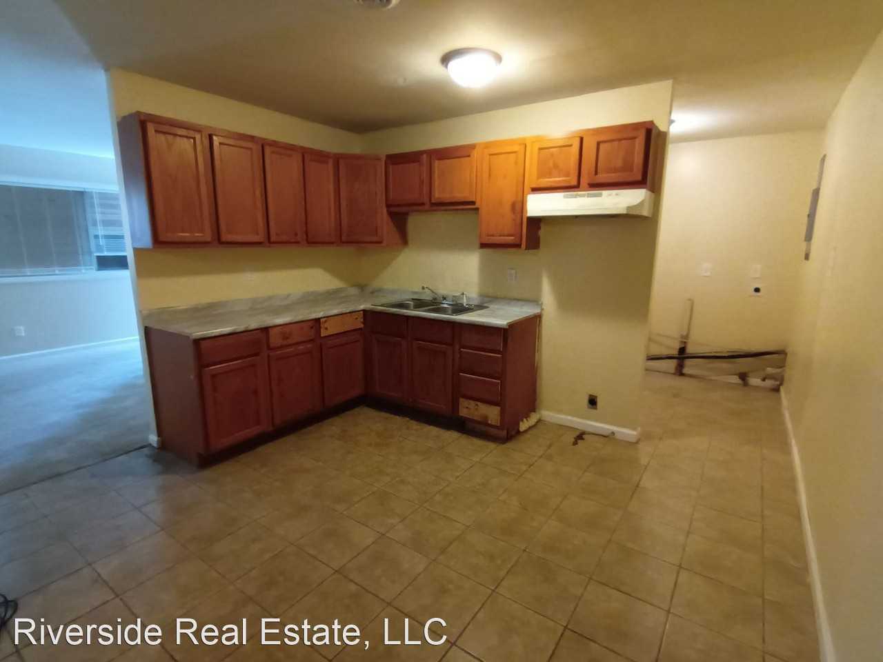 105 Lazarcheff Dr - Photo 3 of 8