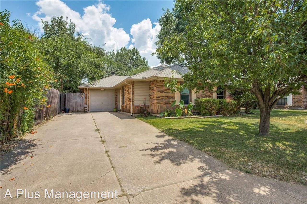 25 Brewster Ct - Photo 2 of 25