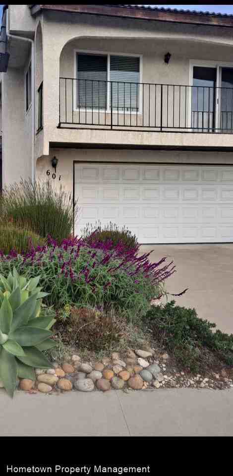 601 Vista Pacifica Cir - Photo 2 of 16