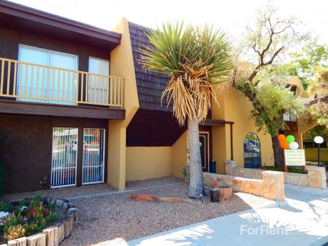 Casa del Verde - Photo 2 of 34