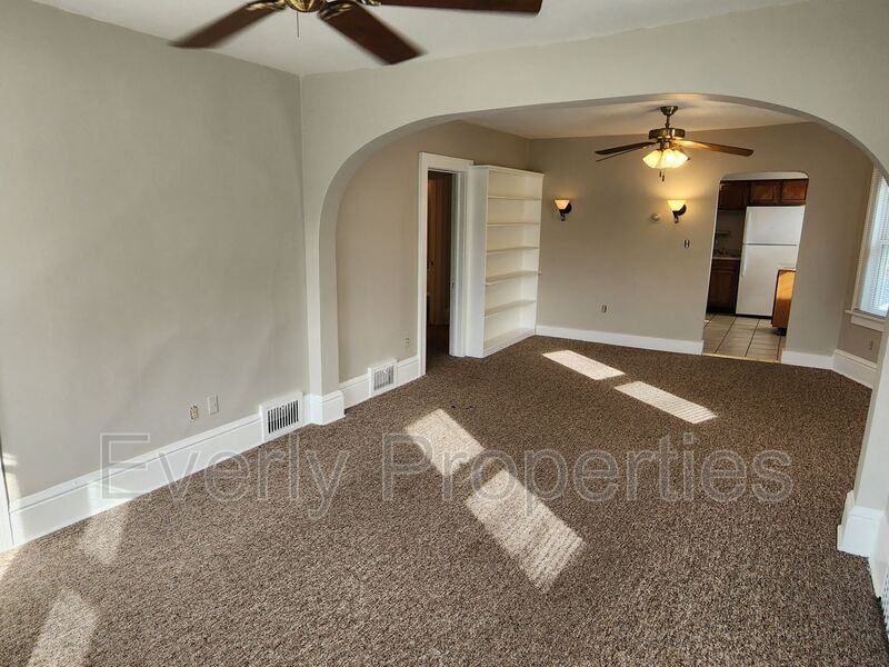 6615 24th Ave - Photo 3 of 22