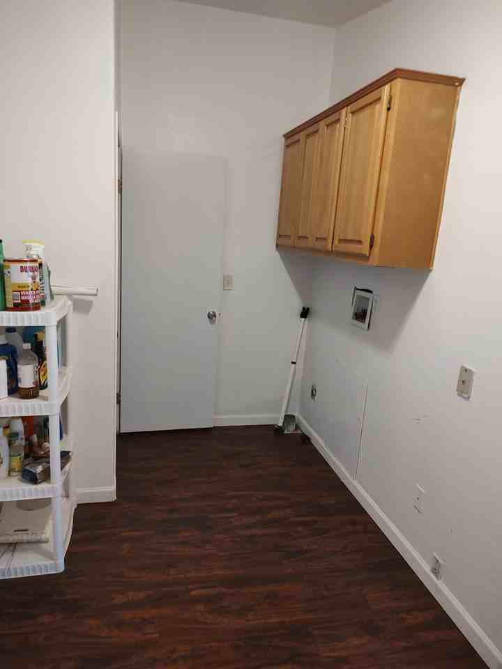 17608 Stateline Rd - Photo 7 of 10