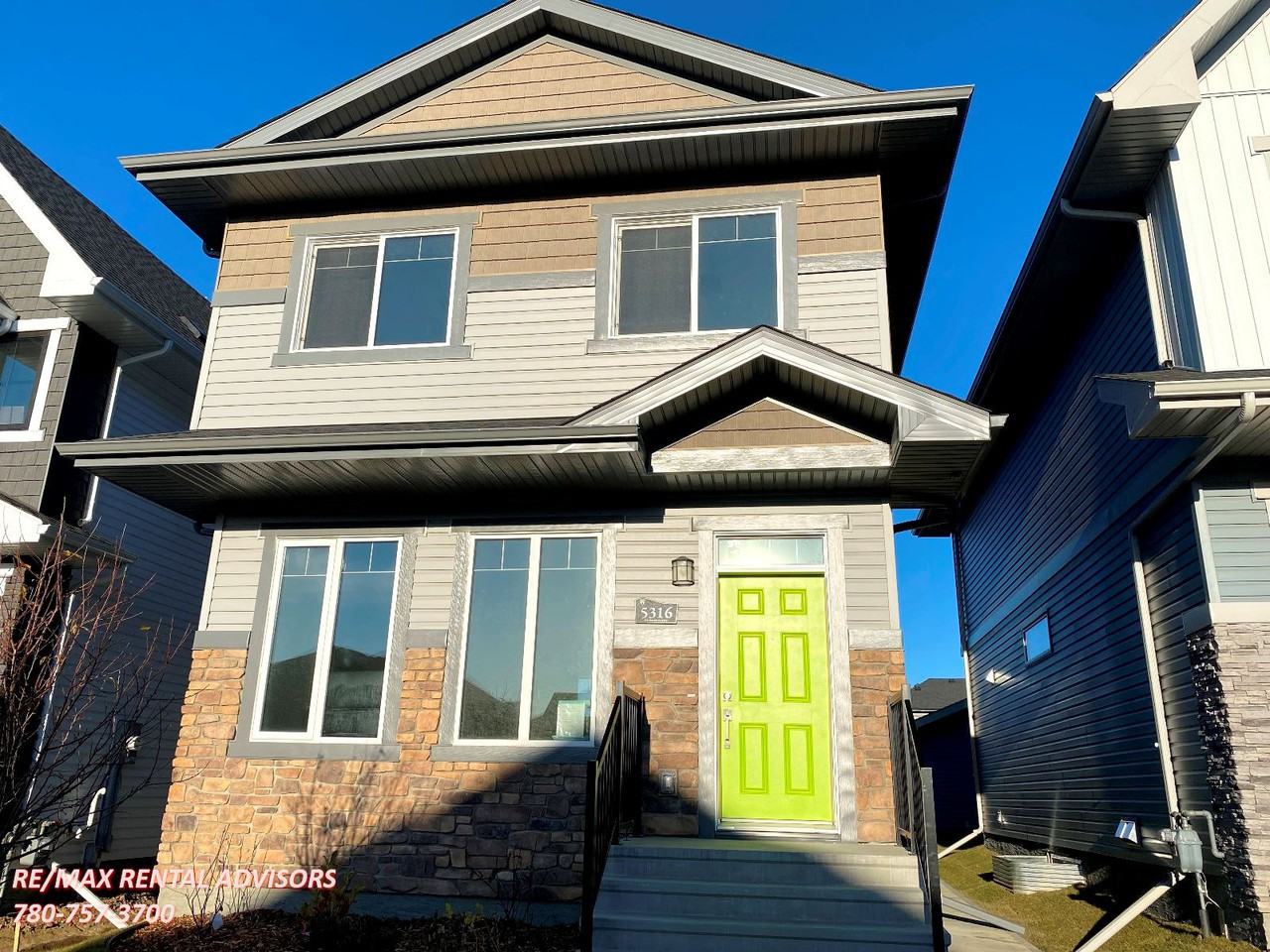 5316 Godson Pt Nw, Edmonton, AB T5T 4P8 3 Bedroom House for 1,700