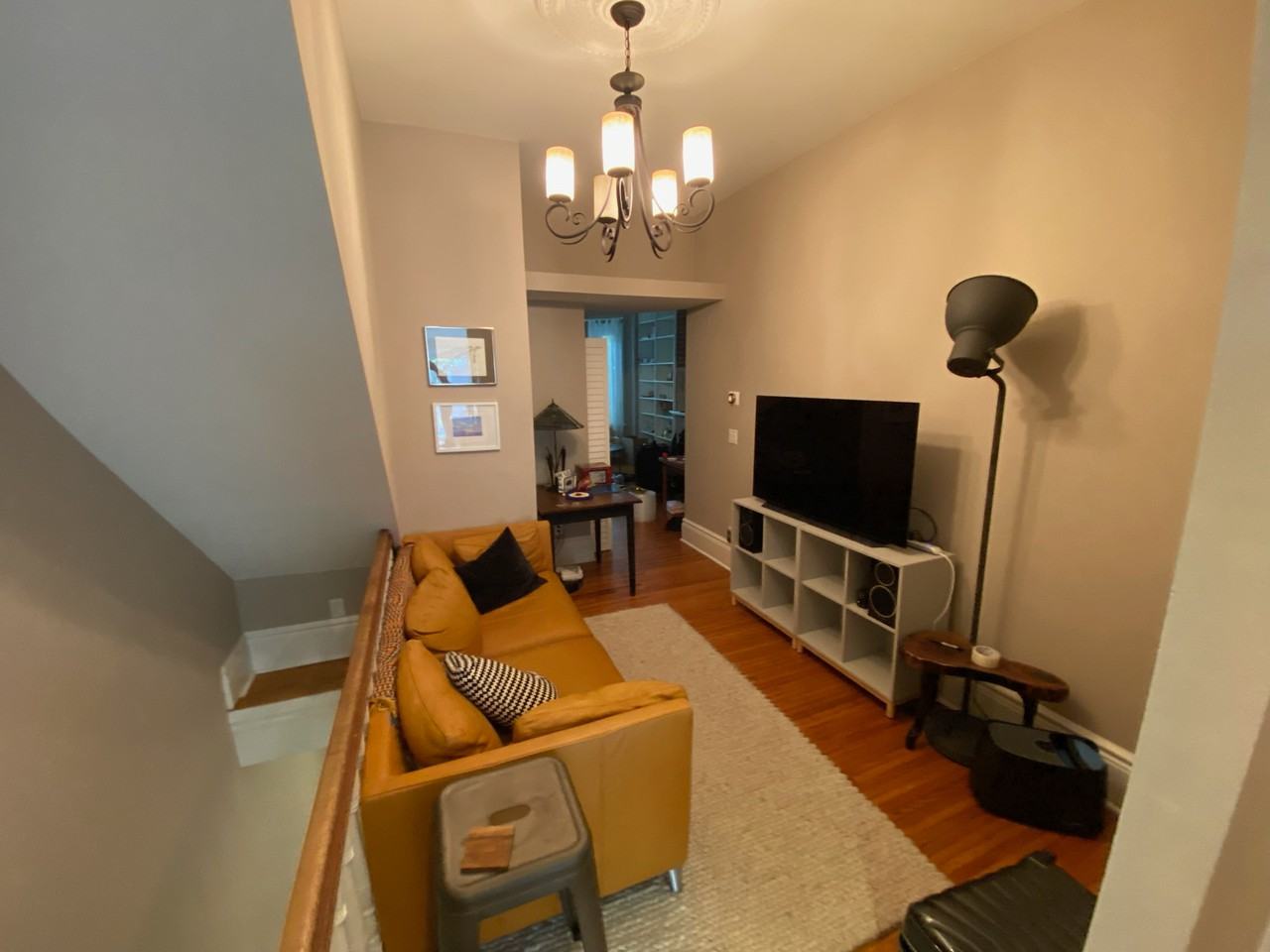 22 Howland Rd - Photo 3 of 10