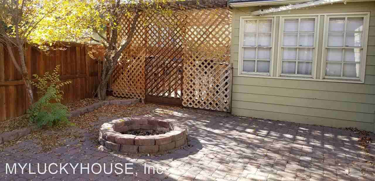 245 NW Tumalo-A - Photo 2 of 6
