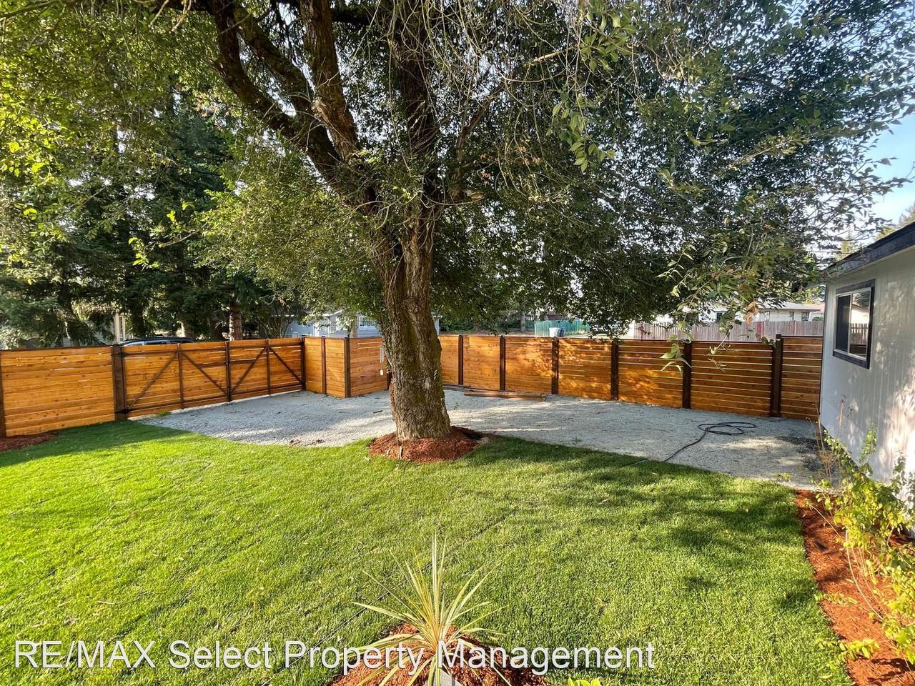 12604 Se 172nd St - Photo 2 of 25