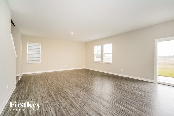 2332 S Carlota Dr - Photo 2 of 15