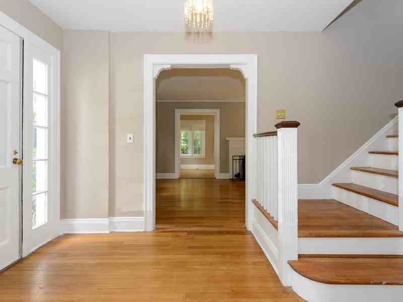 70 Beechwood Ave - Photo 2 of 16