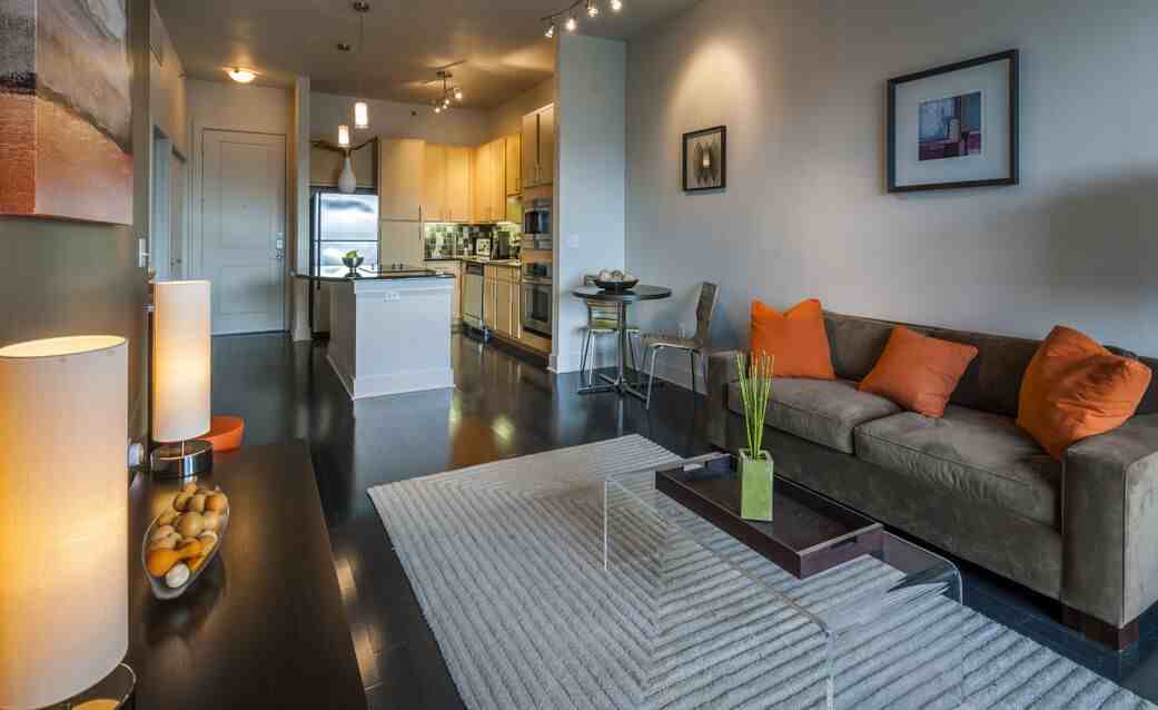 4111 Guadalupe St - Photo 4 of 10