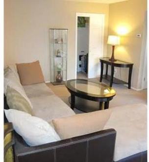 74 Keystone Ct #1 - Photo 3 of 5