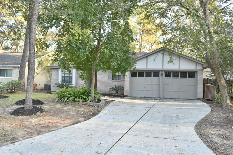 10 Greeningdon St - Photo 2 of 10