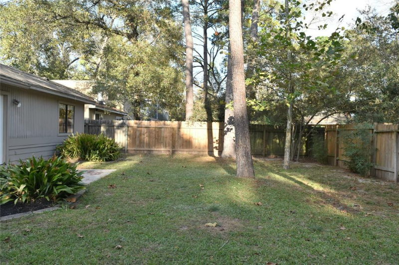 10 Greeningdon St - Photo 5 of 10